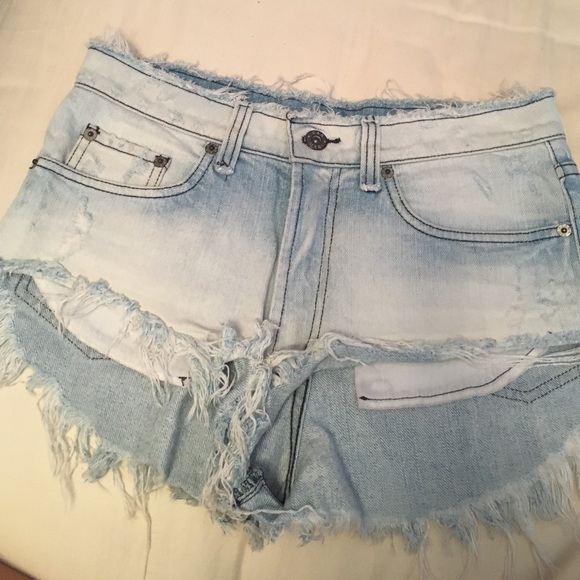 LF carmar distressed denim shorts