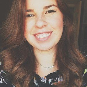 Meet your Posher, Elise