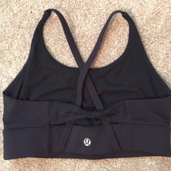 Lululemon sports bra