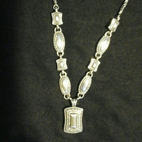 BRIGHTON REVERSIBLE SILVER & GOLD NECKLACE - Picture 3 of 8