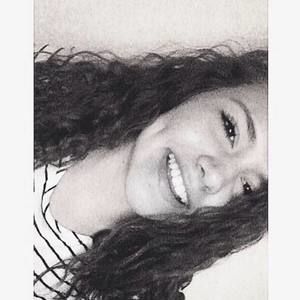 Meet your Posher, Isabella