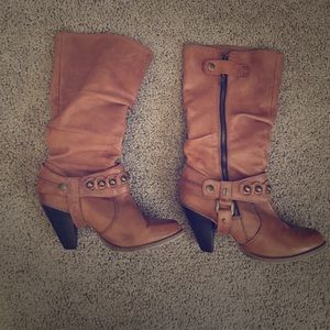 Steve Madden Roundup Boots
