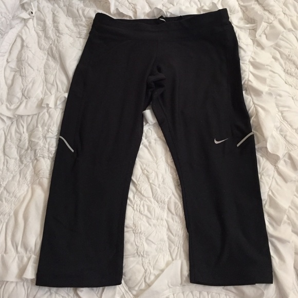 Nike Black Capris S