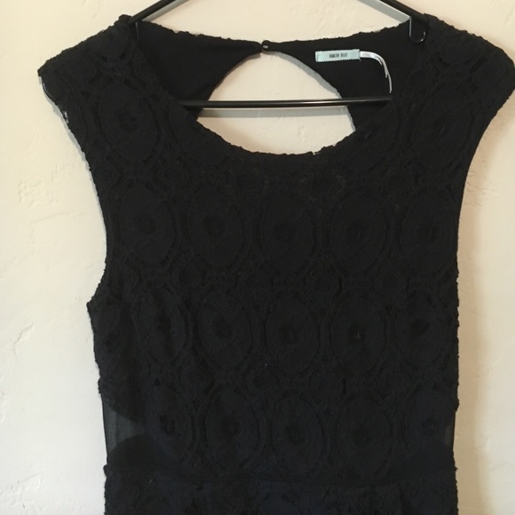 Black lace dress. Mini. Urban Outfitters - Picture 2 of 4