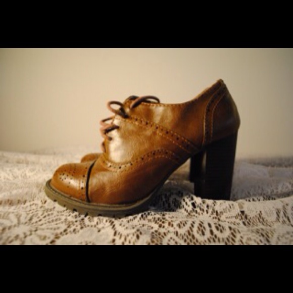Moxie ankle booties