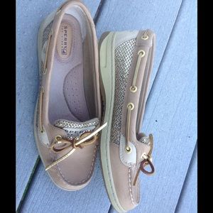 Gold Sperry Top Siders size 8