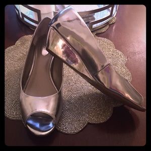 2 inch peep toe wedges