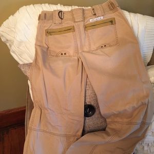 Abercrombie khaki pants!!!