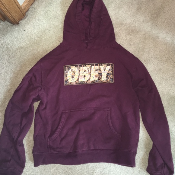{SOLD} Obey sweatshirt