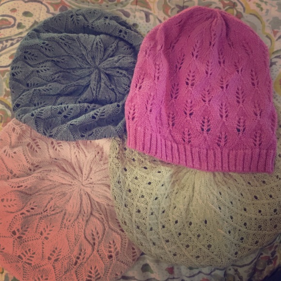 Bundle of Beanies!!