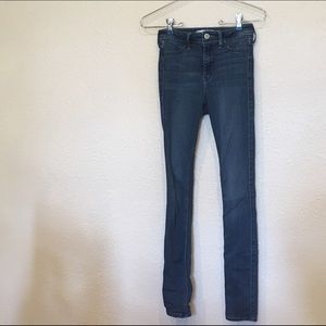 High waisted skinny jeans