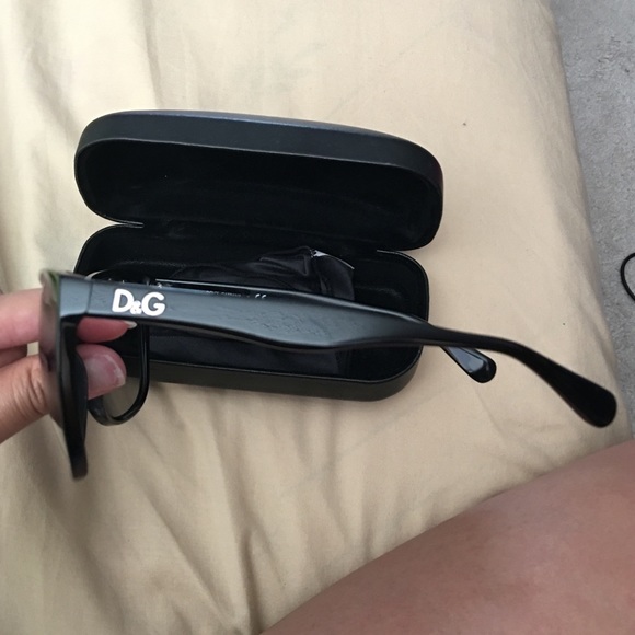Black dolce and gabanna sunglasses main image 4