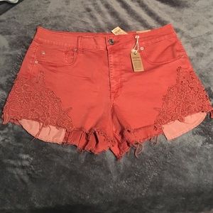 Hi-Rise Festival Shortie