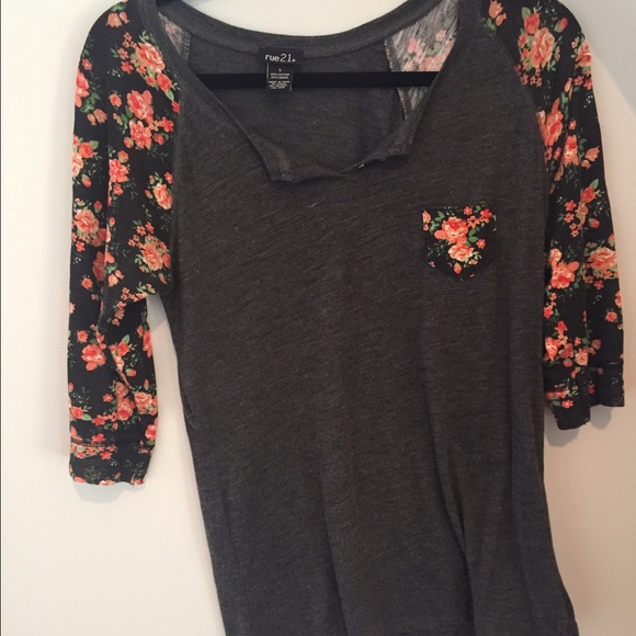 Rue 21 Floral Top