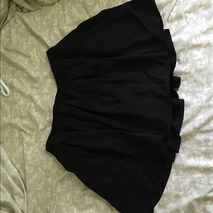 Black skort