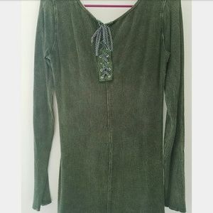 Long sleeve waffle textured shirt