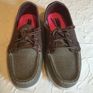 Skechers-On the Go Loafers with gogamat insoles.