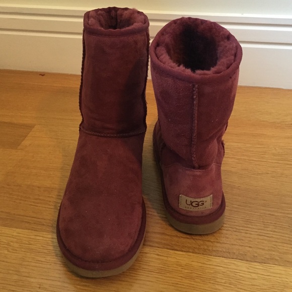 RumRaisin UGGs Size 8