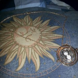 Harry potter gold plated time necklace