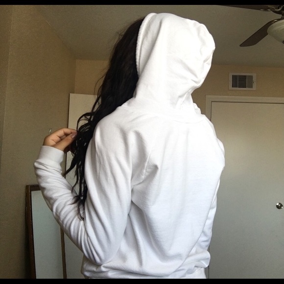 White No one cares hoodie - Picture 3 of 4