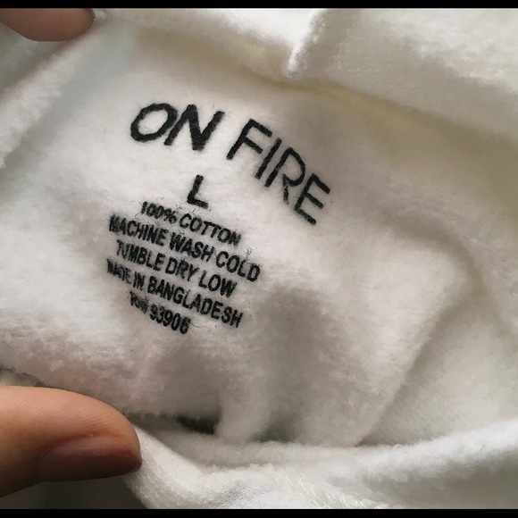 White No one cares hoodie - Picture 4 of 4