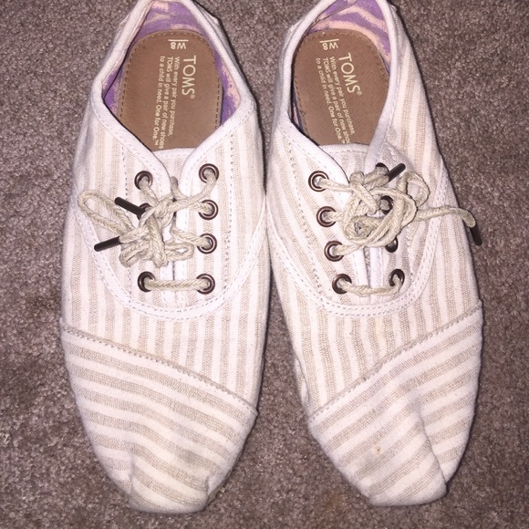 Toms