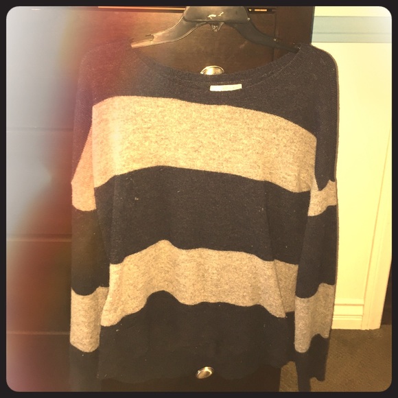 Large stripped Long sleeve sweater