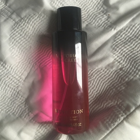 Victoria secret perfume (seduction)