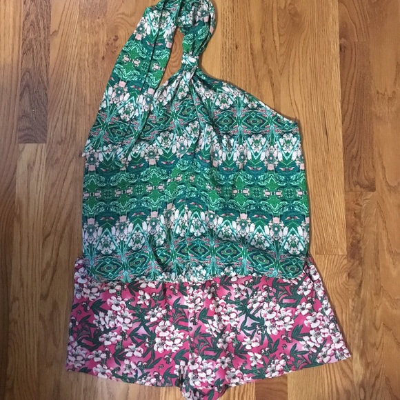 BCBG Romper - Picture 4 of 4