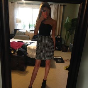 B&W Cocktail Dress. Sweetheart neckline.