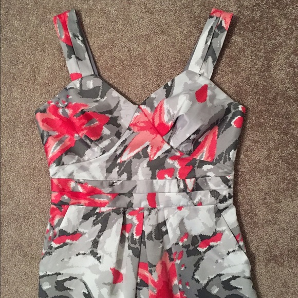 Dress! - Picture 2 of 3