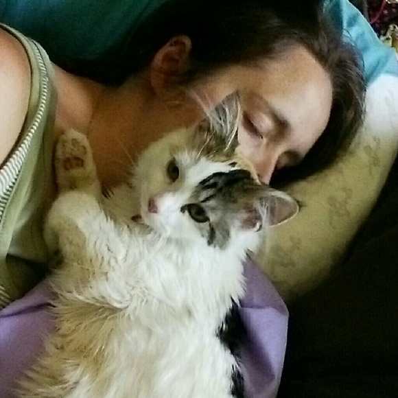 Meet your Posher, Leita - Picture 3 of 3