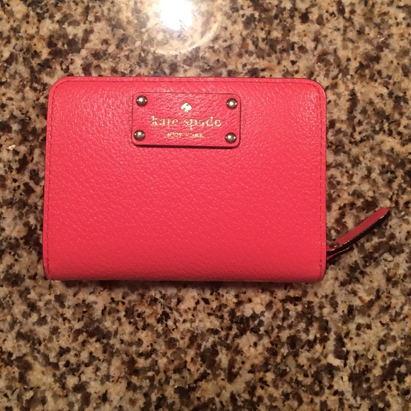 Kate Spade Wellesley Wallet