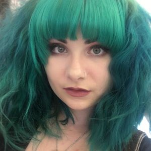 Meet your Posher, Hailey