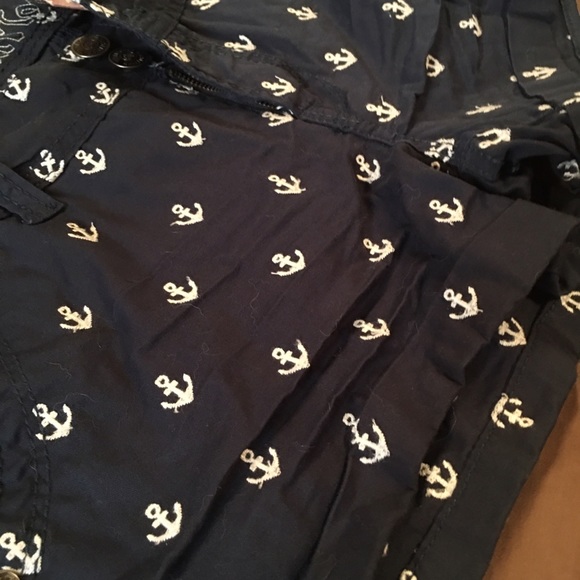 Anchor shorts! - Picture 2 of 2