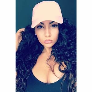 Meet your Posher, Karla