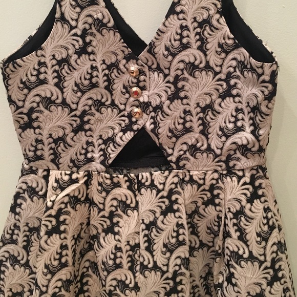 Gold and black party dress - Picture 4 of 4