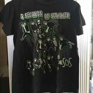 5 seconds of summer band member shirt