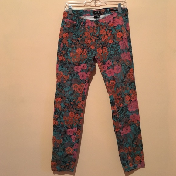 BDG mid rise cigarette ankle flower jeans