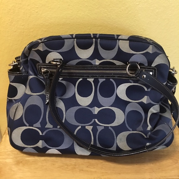 Coach satchel/ large handbag - Picture 3 of 4