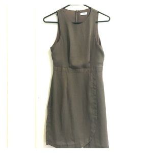 Sleeveless mini tulip dress