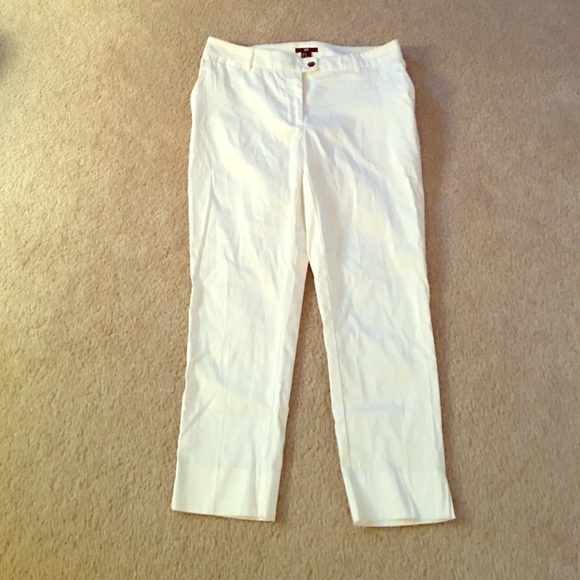 H&M NWT white capris size 10