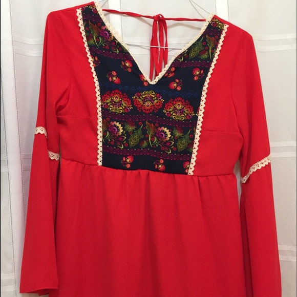 Judith March top. Size large. Never been worn.