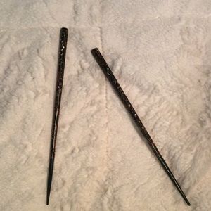 Beautiful black lacquered abalone hair sticks