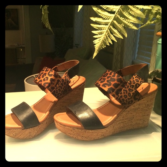 Lucky Brand Sandals