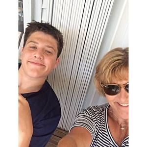 Meet your Posher, Kim