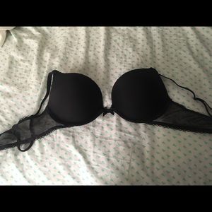 Victoria's Secret 32C bra