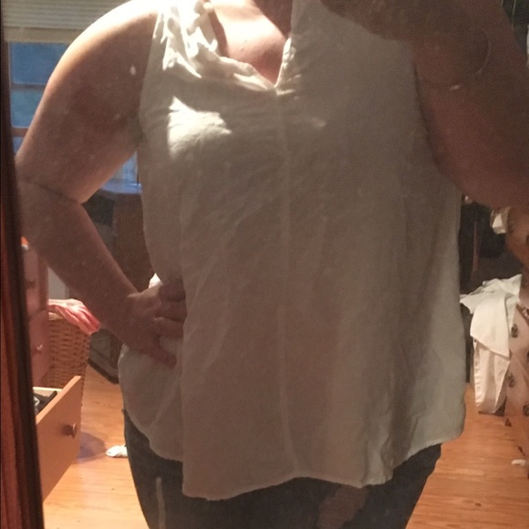 BOGO ITEM Cute white tank!