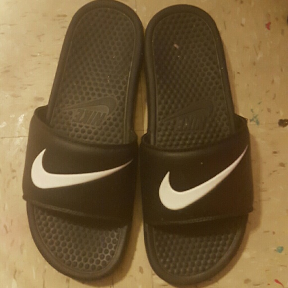 Nike Flip Flops
