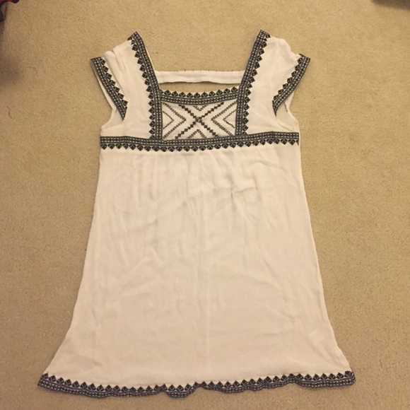 South Moon Under gauzy white dress Size L